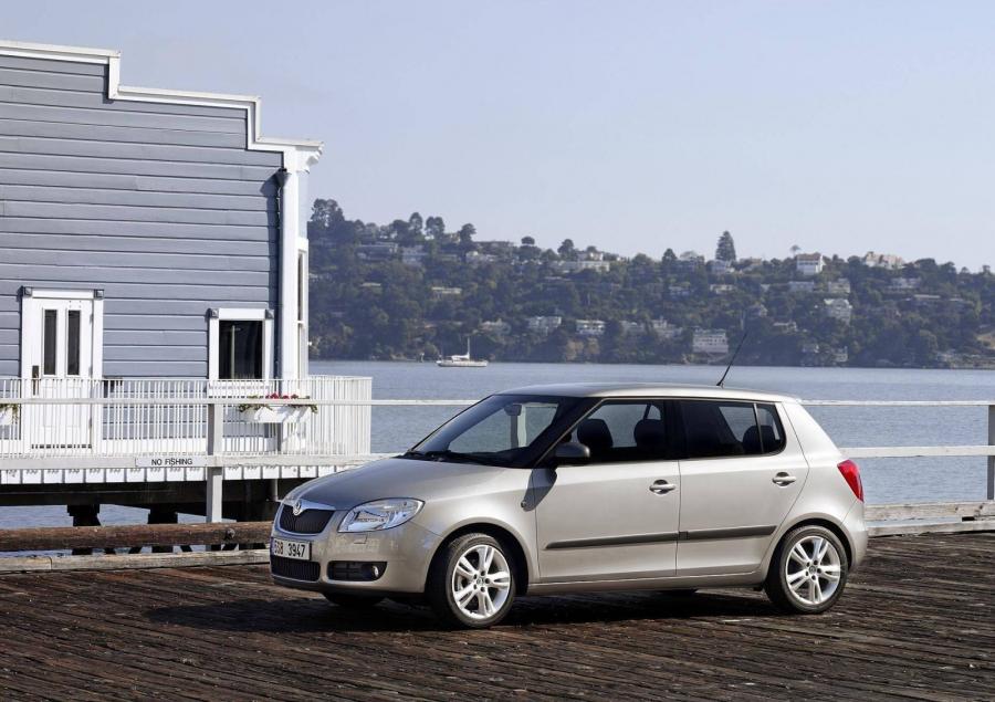  Skoda Fabia 2007 года  (фото 6 из 18)